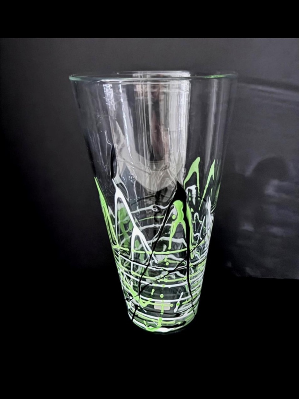 Crate & Barrel Strata Vase 301-515 MCM Splatter Glass Green Black
